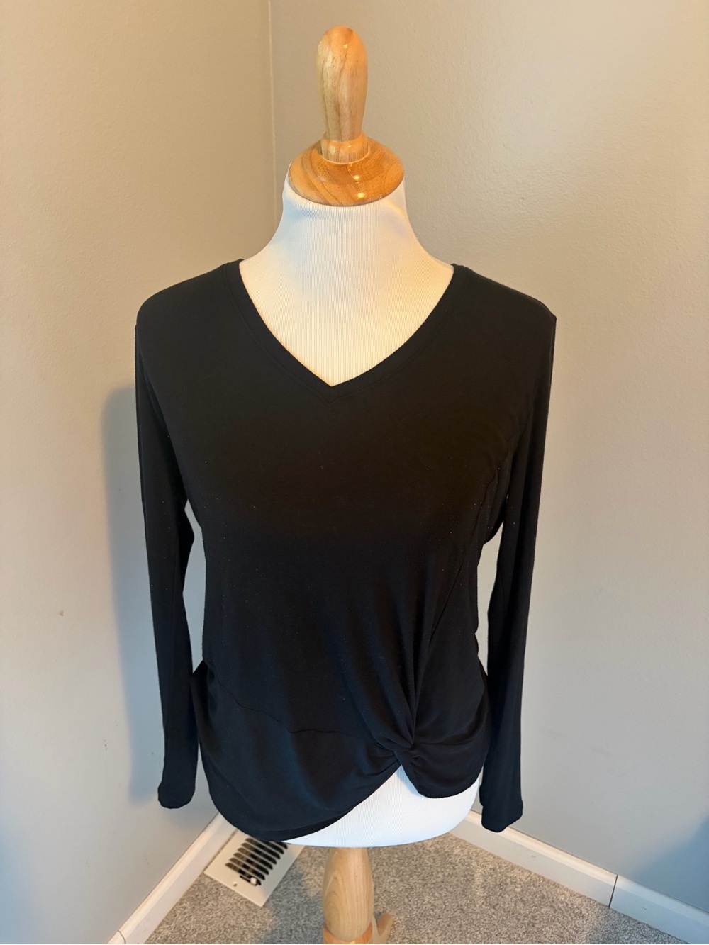 CAbi Black V-Neck Long Sleeve Twist-Front Top Reveal Tee #3801